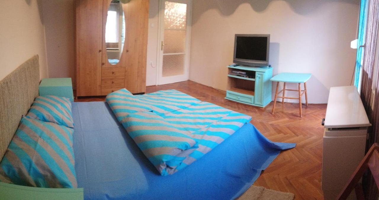 Fuesti Fecske Apartman Hajdúszoboszló Buitenkant foto